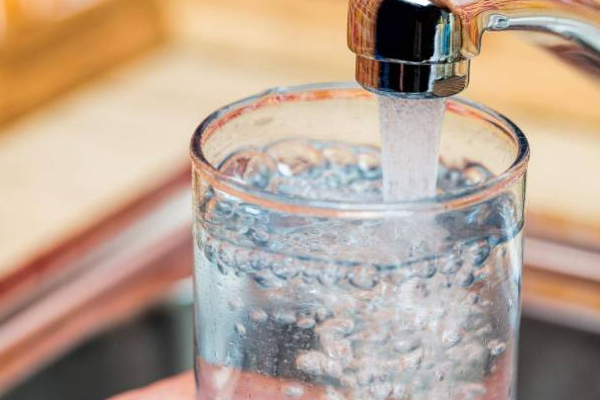 பிரான்ஸில் குடிநீர் தொடர்பில் வெளியான அதிர்ச்சித் தகவல்! | Shocking Information Drinking Water In France