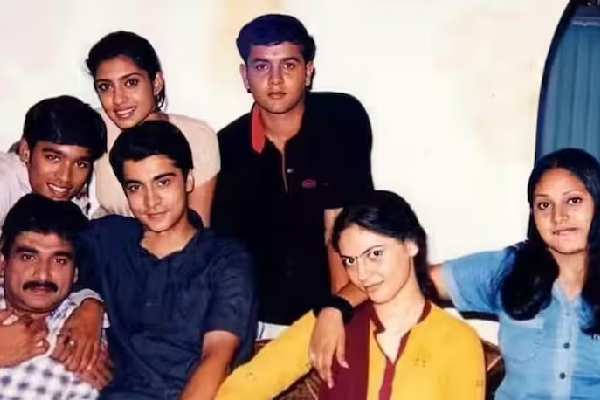 நடிகர் அபிநய் காலமானார் - திரையுலகினர் இரங்கல்! | Thulluvadho Ilamai Actor Abhinay Passes Away