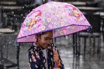 நாட்டின் சில பகுதிகளில் மழை அல்லது இடியுடன் கூடிய மழை பெய்யும் சாத்தியம்