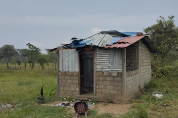 கிளிநொச்சியில் மினி சூறாவளி! ஐந்து வீடுகள் சேதம்