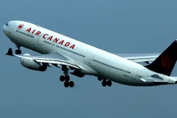 விமான இருக்கைகளில் வாந்தி; மன்னிப்பு கோரிய எயார் கனடா நிறுவனம்