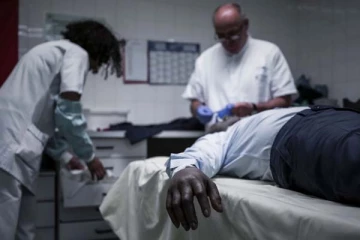 இறந்த பின்பு குறட்டை விட்ட மனிதர்: மருத்துவர்களே வியந்த அதிசயம்