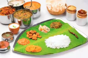 பார்சல் சாப்பாட்டில் ஊறுகாய் இல்லன்னு.., வழக்கு தொடர்ந்தவருக்கு கிடைத்த தொகை எவ்வளவு தெரியுமா?