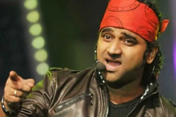 இசையமைப்பாளர் தேவி ஸ்ரீபிரசாத் மீது பிரபல நடிகை புகார்!