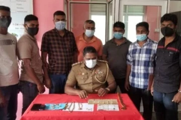 யாழில் வீட்டை உடைத்து கொள்ளை சம்பவம்: பொலிஸாரிடம் சிக்கிய இருவர்