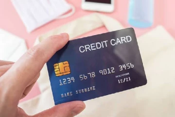 இந்தியர்கள் கிரெடிட் கார்டு மூலம் வாங்கும் கடனின் அளவு உச்சம்!