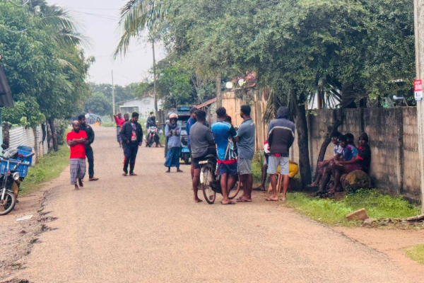 மன்னாரில் கரையோர பகுதிகளில் கடல் நீர்; வாழ்வாதாரம் இழந்த மீனவர்கள் | Seawater Inundates Coastal Areas In Mannar