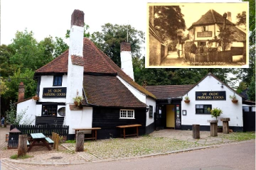 பிரித்தானியாவின் மிகப் பழமையான மதுபான விடுதி மூடப்பட்ட சோகம்...