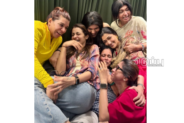 ஆர்த்தி ரவி செமயா என்ஜாய் செய்றாங்களே, த்ரிஷாவும் கூட்டு.. வைரலாகும் போட்டோ! | Aarthi Photos With Trisha Goes Viral ஆர்த்தி ரவி செமயா என்ஜாய் செய்றாங்களே, த்ரிஷாவும் கூட்டு.. வைரலாகும் போட்டோ! | Aarthi Photos With Trisha Goes Viral