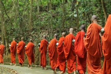 விடுதலைப் புலிகள் ஆயுத ரீதியாக மேற்கொண்ட விடயம் தொடர்பான தேரரின் கருத்து அம்பலம் (VIDEO)