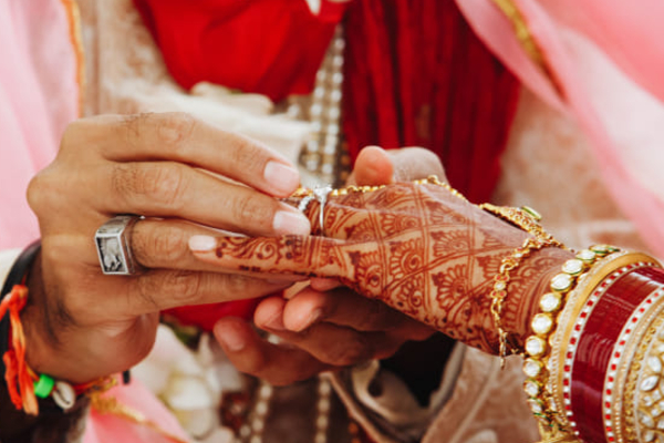 திருமணத்துக்கு மறுத்த சிறுமிக்கு புதுமாப்பிள்ளை செய்த மிக கொடூர செயல் ; அதிர்ச்சியில் உறைந்த கிராமம் | Girl Refuses Marriage Groom Commits Cruel Act திருமணத்துக்கு மறுத்த சிறுமிக்கு புதுமாப்பிள்ளை செய்த மிக கொடூர செயல் ; அதிர்ச்சியில் உறைந்த கிராமம் | Girl Refuses Marriage Groom Commits Cruel Act