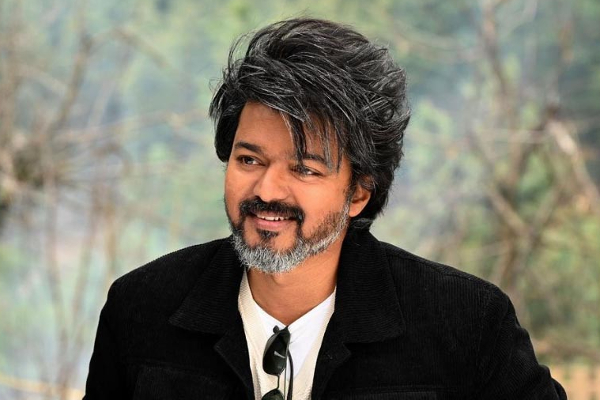 வெங்கட் பிரபு பார்ட்டியில் கலந்துகொள்ளாத விஜய்.. அந்த விஷயம் தான் காரணமா | Vijay Not Attended Venkat Prabhu Birthday Party