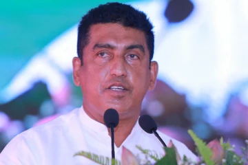 ஜோன்ஸ்டன் பெர்னாண்டோவுக்கு பிடியாணை!