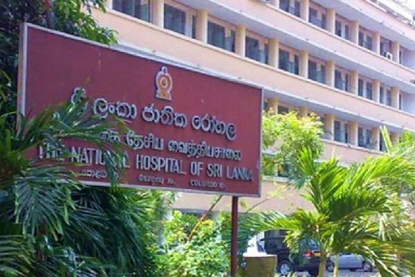 ஓய்வு பெற்ற விசேட வைத்தியர்கள் மீண்டும் சேவைக்கு திரும்பினால் சலுகைகள் - சிறிலங்கா சுகாதார அமைச்சு | Concession Retired Specialists On Return Service