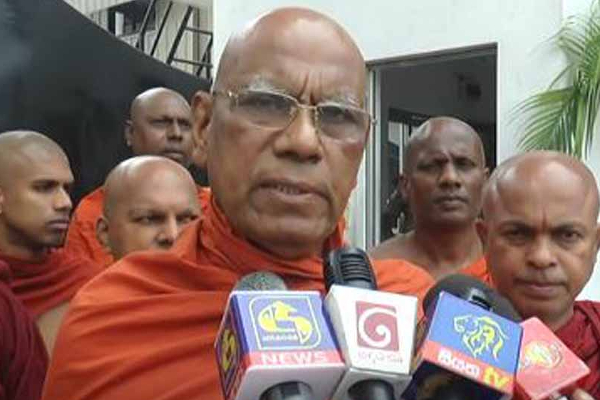 பதவி விலகலை அதிகாரபூர்வமாக அறிவியுங்கள்; கோட்டாவிடம் வலியுறுத்தும் மதத் தலைவர்கள் | Officially Announce Resignation Gota பதவி விலகலை அதிகாரபூர்வமாக அறிவியுங்கள்; கோட்டாவிடம் வலியுறுத்தும் மதத் தலைவர்கள் | Officially Announce Resignation Gota
