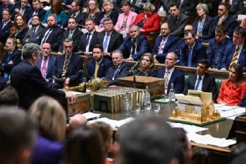 பிரித்தானிய நாடாளுமன்ற உறுப்பினர்களுக்கு மீண்டும் ஊதிய உயர்வு