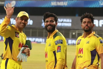 கேப்டன் பதவியை துறந்த தோனியை பற்றி ஒரு வார்த்தை கூட பேசாத ரெய்னா! புதிய கேப்டனுக்கு வாழ்த்து