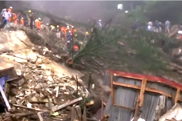 சிவன் கோவில் இடிந்து விழுந்து 9 பேர் பலி | Himachal Rains 9 Dead Shimla Temple Collapse