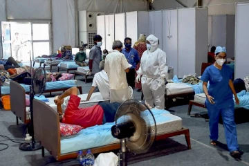 தமிழகத்தில் குறையும் கொரோனா பாதிப்பு.. இன்று  22,651  பேருக்குக் கொரோனா தொற்று!