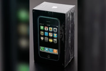 2.3 கோடி இலங்கை ரூபாக்கு விற்பனையாகிய மொபைல்!