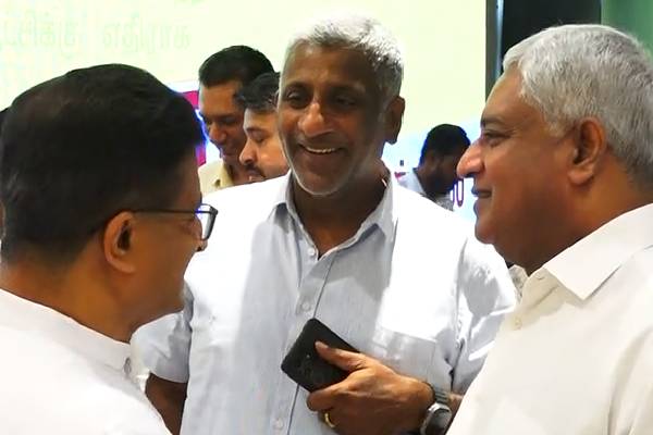 கொழும்பில் ஒன்று கூடிய எதிர்க்கட்சிகள்.. முன்னெடுக்கப்படவுள்ள மாபெரும் போராட்டம் | People S Voice Massive Protest Against The Gov கொழும்பில் ஒன்று கூடிய எதிர்க்கட்சிகள்.. முன்னெடுக்கப்படவுள்ள மாபெரும் போராட்டம் | People S Voice Massive Protest Against The Gov