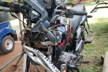 வவுனியாவில் கோர விபத்து - இளம் குடும்பஸ்தர் பலி (PHOTOS)