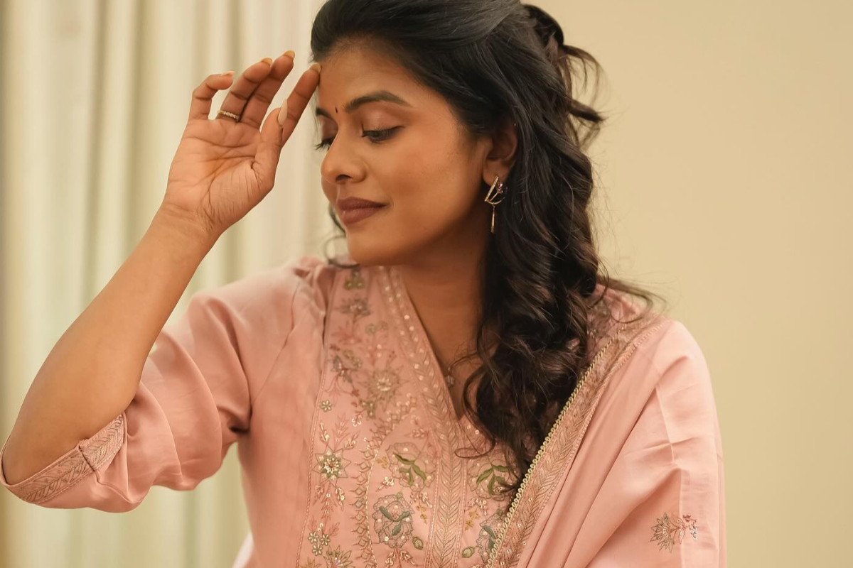 பாடகி ஸ்வாகதா பாலியல் புகார்.. யார் அந்த முன்னணி இசையமைப்பாளர்? | Tamil Music Director Abused Me Swagatha Krishnan