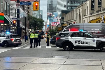 கனடாவில் தமிழர்கள் வாழும் பகுதியில் கத்திக் குத்து!