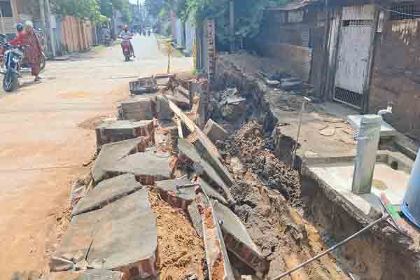 தமிழர் பகுதியில் பணியில் ஈடுபட்டிருந்த ஊழியருக்கு நேர்ந்த அனர்த்தம் | Accident To A Worker On Duty In Tamil Area