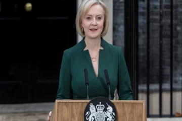 பிரதமர் பதவிலிருந்து விலகிய பின் லிஸ் டிரஸ் நிகழ்த்திய உரை!