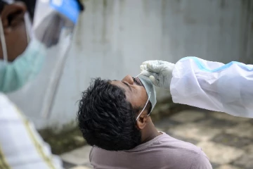 நாடு முழுவதும் 6,115 பேருக்கு கொரோனா தொற்று உறுதி