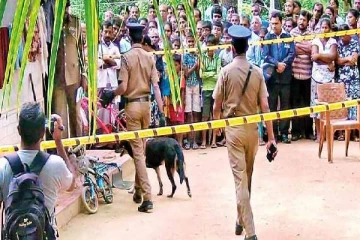 காதல் விவகாரத்தினால் கொடூரமாக வெட்டிக்கொலை செய்யப்பட்ட 17 வயது யுவதி! விசாரணையில் வெளியான தகவல்