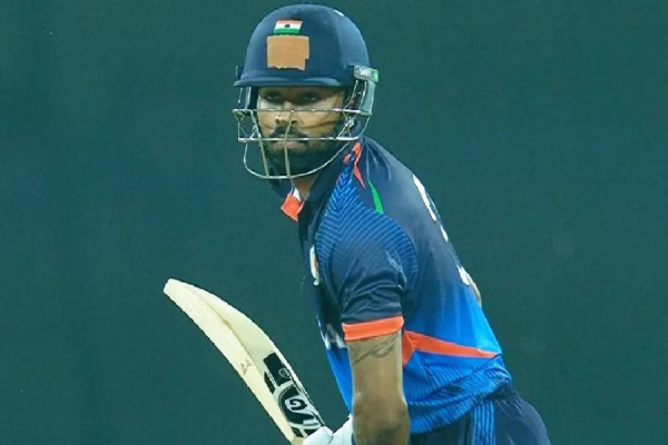 ஒரே ஓவரில் 34 ஓட்டங்கள் - அதிரடி சதம் விளாசிய ஹர்திக் பாண்டியா | Hardik Pandya Smash 5 Sixes 1 Four 34 Runs A Over