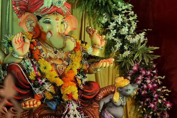 விநாயகர் சதுர்த்தி வழிபாட்டை இப்படி செய்யுங்கள்... வாழ்நாள் முழுவதும் உங்களுக்கு தடைகளே வராது | Ganesha Chaturthi Worship No Obstacles Your Life