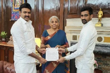 இந்திய நிதியமைச்சரை அவசரமாக சந்தித்த இலங்கை அரசியல் முக்கியஸ்தர்கள்  (PHOTOS)