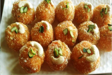 குழந்தைகளுக்கு சுவையான கேரட் லட்டு இப்படி செய்து கொடுங்க?