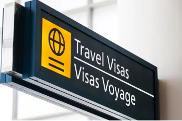 கனடிய எல்லைப் பகுதிகளில் திருப்பி அனுப்பப்படும் வெளிநாட்டுப் பயணிகள்