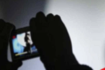 15 வயது சிறுமி விற்பனை...நான்கு இணையதளங்களுக்கு தடை