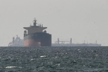 ஈரான் கடற்பரப்பில் பாரிய கப்பல் மீது தாக்குதல்! வெளியான பரபரப்பு தகவல்