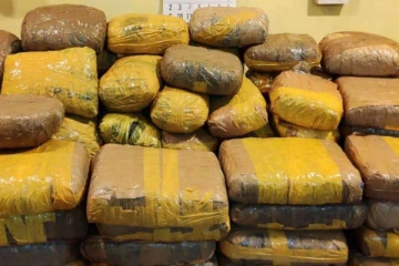 பெருந்தொகை கேரள கஞ்சாவுடன் ஒருவர் கைது