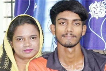 22 வயது மாணவனை திருமணம் செய்து கொண்ட நடுத்தர வயது பேராசிரியை வீட்டில் சடலமாக மீட்பு!