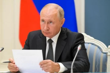 கனடாவில் நுழைய ரஷ்ய அதிபர் புதின் மற்றும் ராணுவ அதிகாரிகளுக்கு தடை - மார்கோ மென்டிசினோ அதிரடி