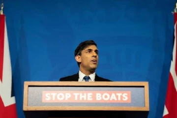 நிறைவேற வாய்ப்பில்லாத திட்டத்திற்கு மேலும் ரூ 1,051 கோடியை செலவிட்ட ரிஷி சுனக்