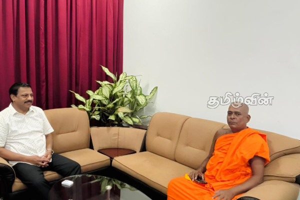 நயினாதீவு விகாராதிபதி- யாழ்.அரசாங்க அதிபர் இடையே சந்திப்பு | Meeting Vicar Of Nainadhivu Government Agent