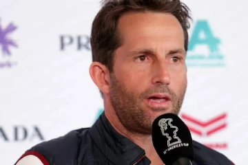 வெளிநாட்டில் பிரித்தானிய ஒலிம்பிக் வீரரிடம் கத்தி முனையில் கொள்ளை