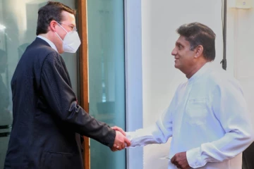 சஜித்துடன் கலந்துரையாடியுள்ள சர்வதேச நாணய நிதிய தூதுக்குழு