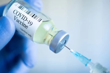 கொரோனா வைரஸ் தொற்று இருப்பது தெரியாமல் தடுப்பூசி செலுத்திக் கொண்டால் என்னவாகும்? - கோவிட் தடுப்பூசி பற்றிய தகவல்கள்