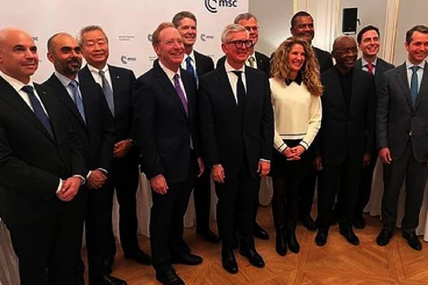 ஜியோ இணைந்த சர்வதேச கூட்டமைப்பு ; AI மற்றும் கிளவுட் சேவையில் புதிய அத்தியாயம் | A New Chapter In Ai And Cloud Services ஜியோ இணைந்த சர்வதேச கூட்டமைப்பு ; AI மற்றும் கிளவுட் சேவையில் புதிய அத்தியாயம் | A New Chapter In Ai And Cloud Services