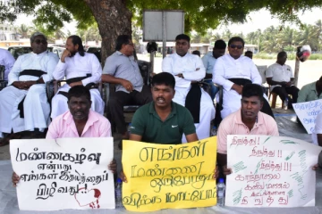 காற்றாலை கோபுரங்கள் ; மன்னார் மக்கள் விடுத்துள்ள எச்சரிக்கை