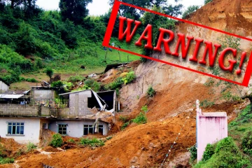 மூன்று மாவட்டங்களுக்கு விடுக்கப்பட்டுள்ள மண்சரிவு எச்சரிக்கை